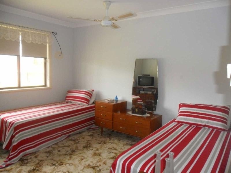 3 Bay Street, Tuncurry NSW 2428