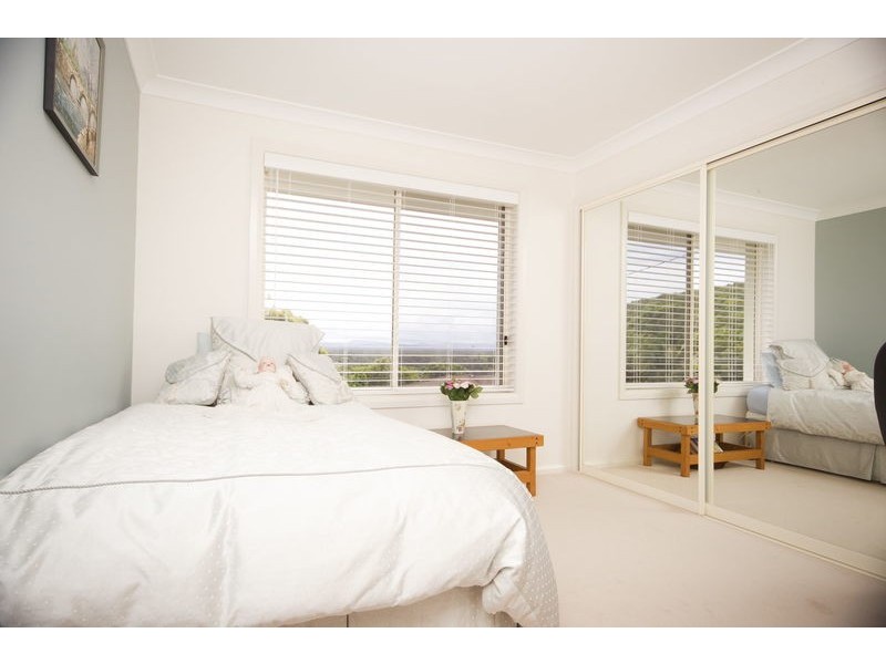 86 Lakeview Crescent, Forster NSW 2428