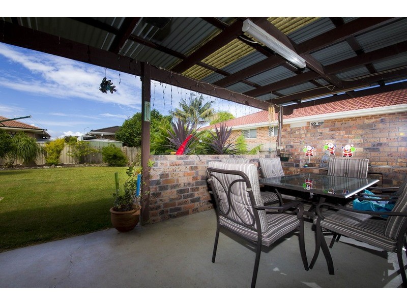 56 Hind Avenue, Forster NSW 2428