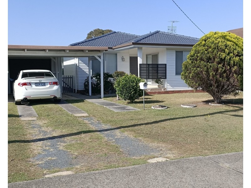 50 Lake Street, Forster NSW 2428