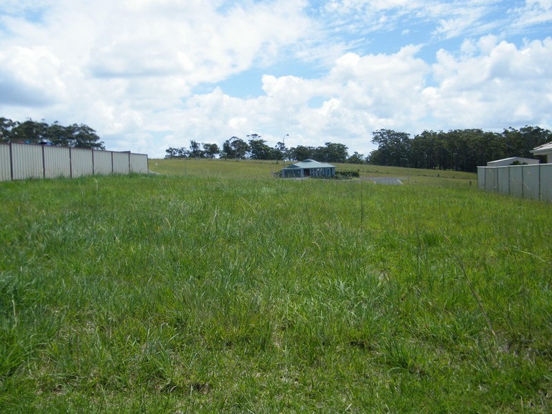 14 Glen Court, Black Head NSW 2430