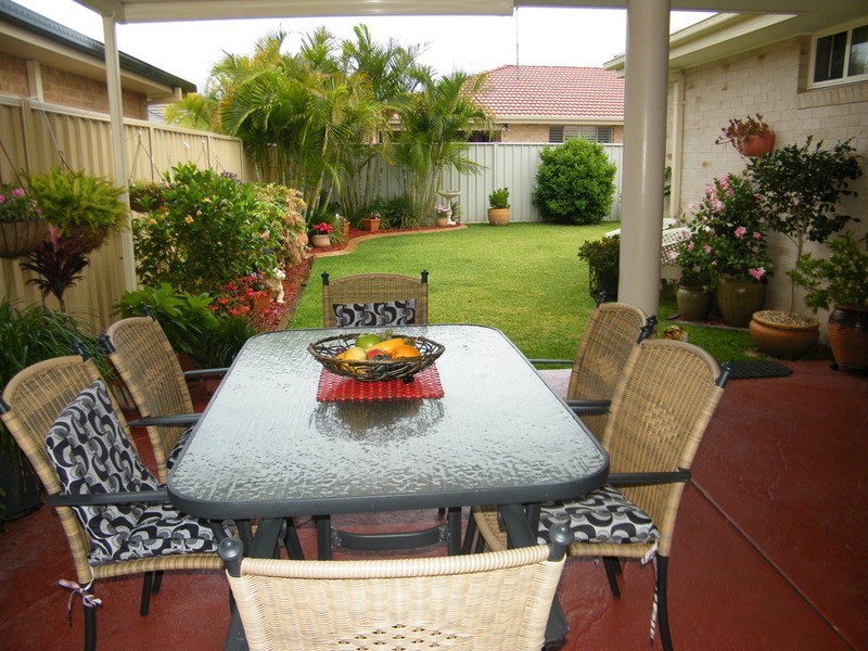 8 Nuwarra  Close, Forster NSW 2428