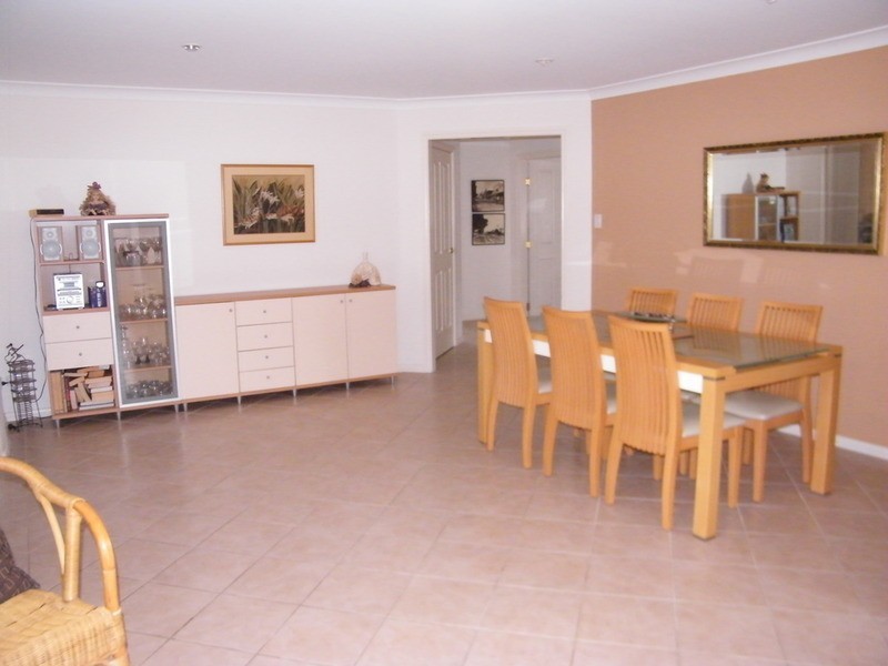 8 Nuwarra  Close, Forster NSW 2428