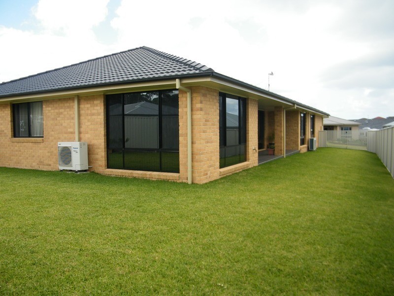 14 Wirrana Circuit, Forster NSW 2428