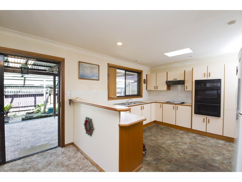 76 Hind Avenue, Forster NSW 2428