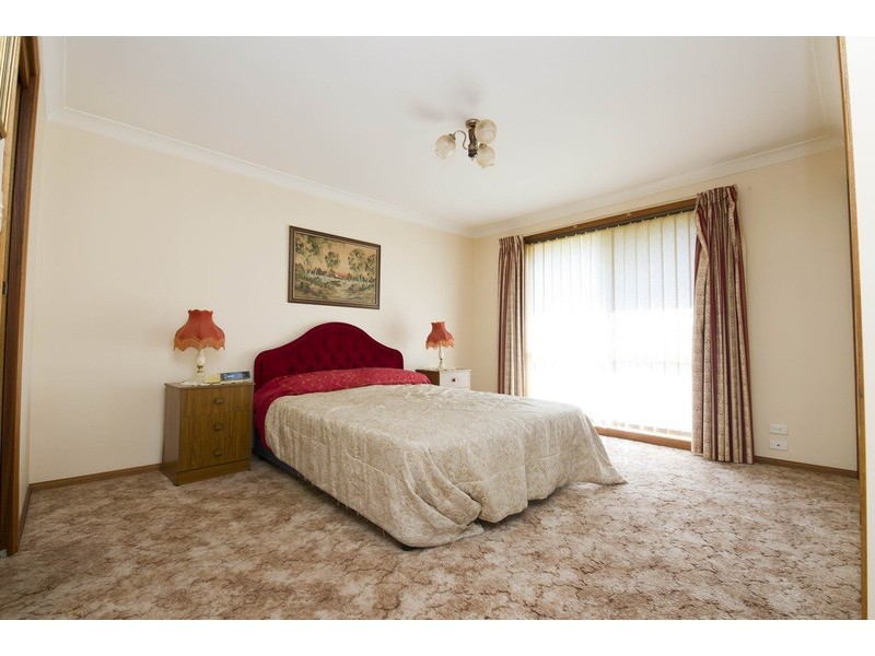 76 Hind Avenue, Forster NSW 2428
