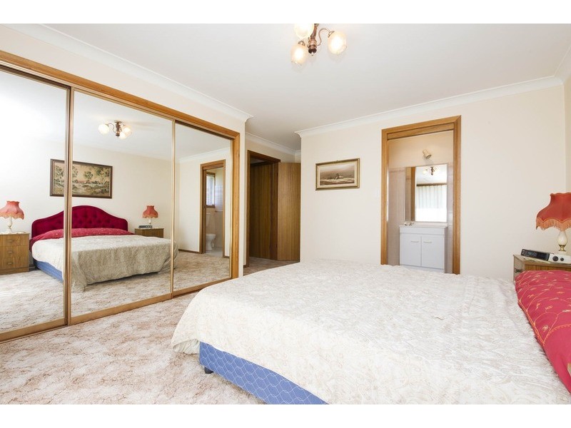 76 Hind Avenue, Forster NSW 2428
