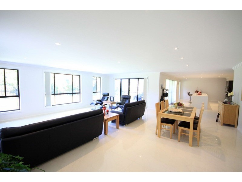 32 Pioneer Drive, Forster NSW 2428