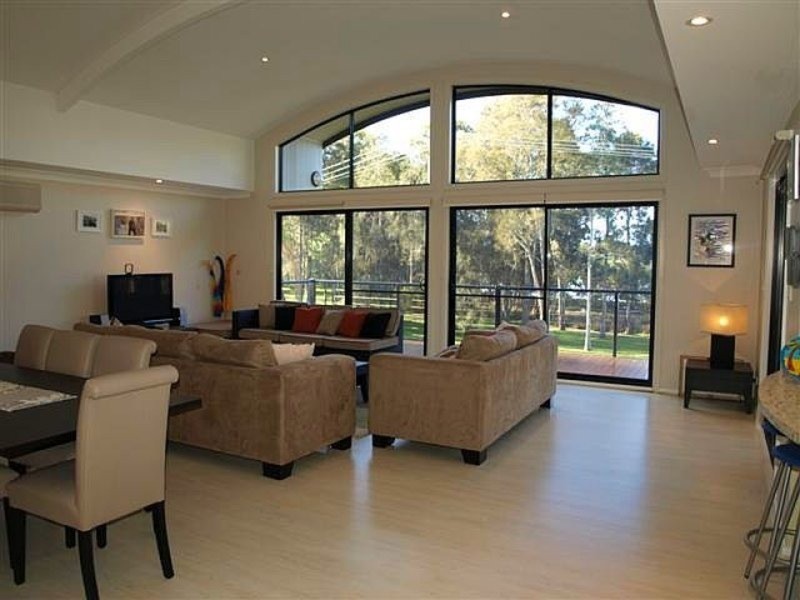 16 Coomba Road, Coomba Park NSW 2428