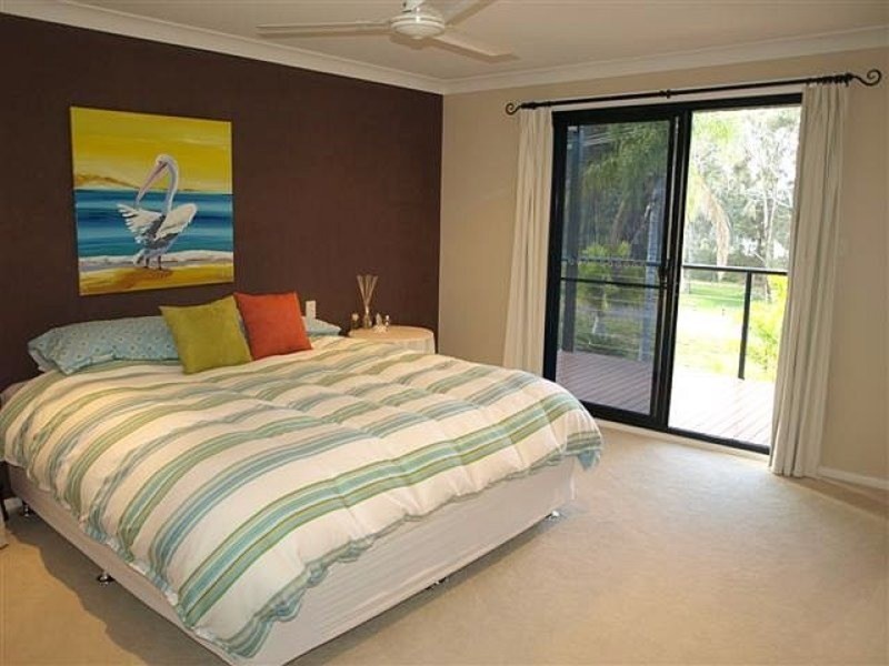 16 Coomba Road, Coomba Park NSW 2428