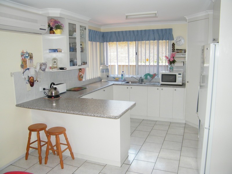 9 Smiths  Close, Forster NSW 2428