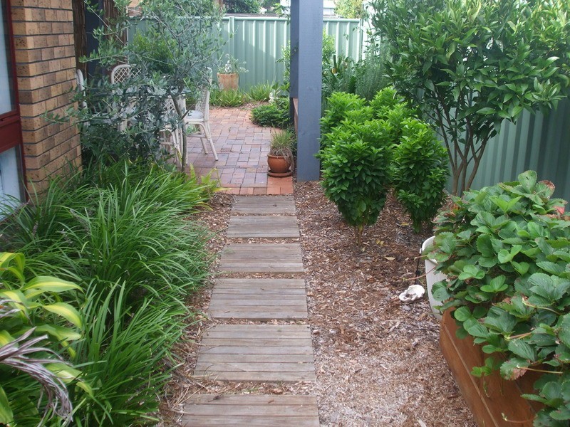 4/10 Cross Street, Forster NSW 2428