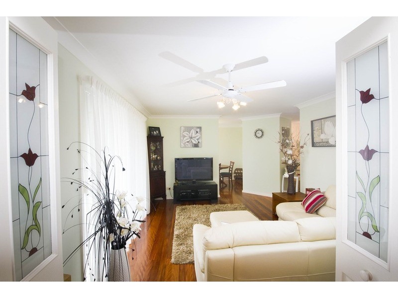 8 Blanch Place, Forster NSW 2428