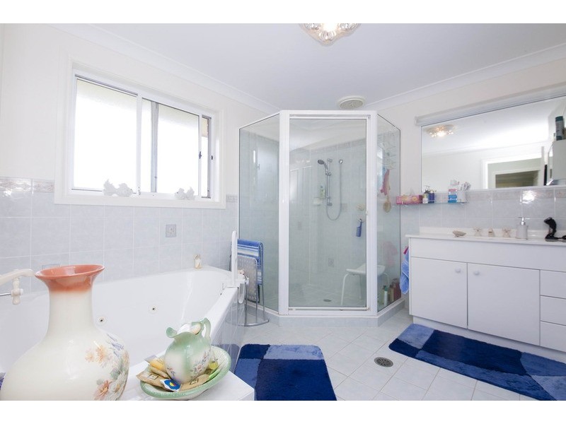 8 Blanch Place, Forster NSW 2428