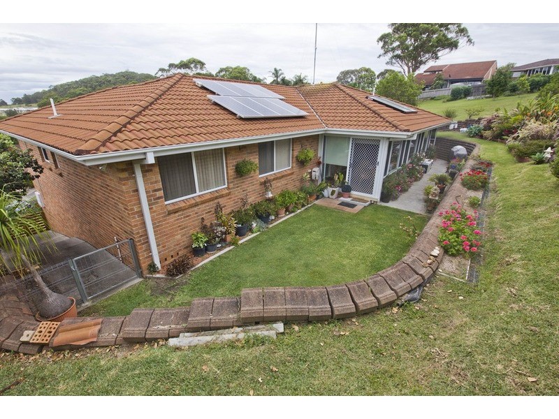 8 Blanch Place, Forster NSW 2428