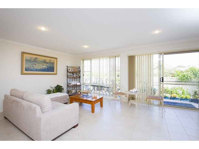 126 Kularoo Drive, Forster NSW 2428