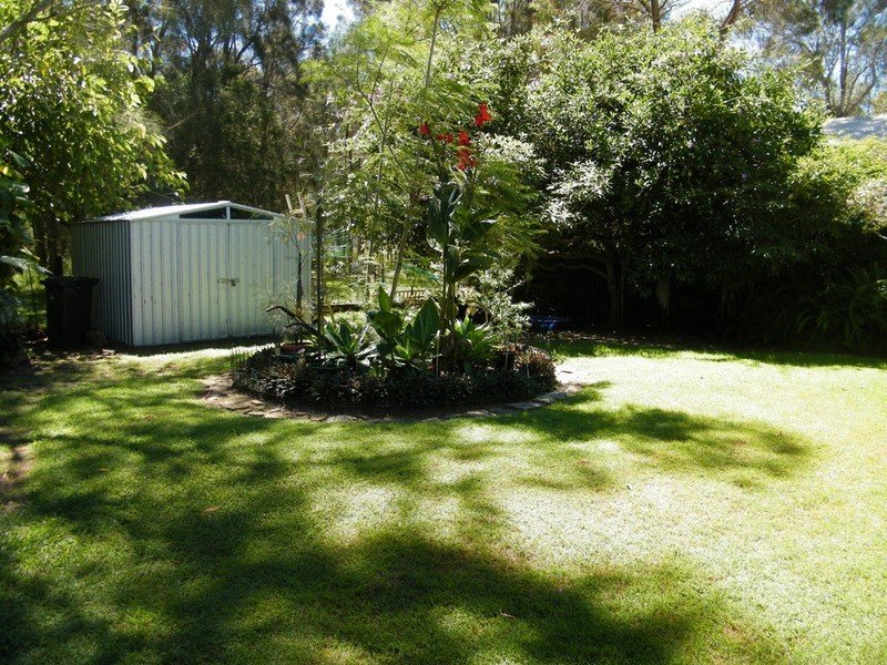 8 Seabreeze Parade, Green Point NSW 2428