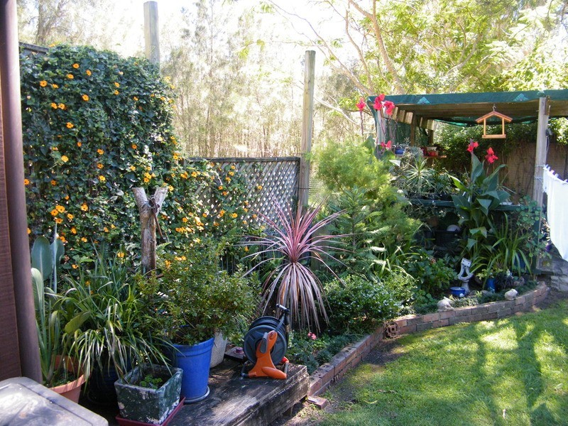 8 Seabreeze Parade, Green Point NSW 2428