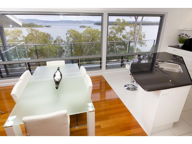 33 Green Point Drive, Green Point NSW 2428