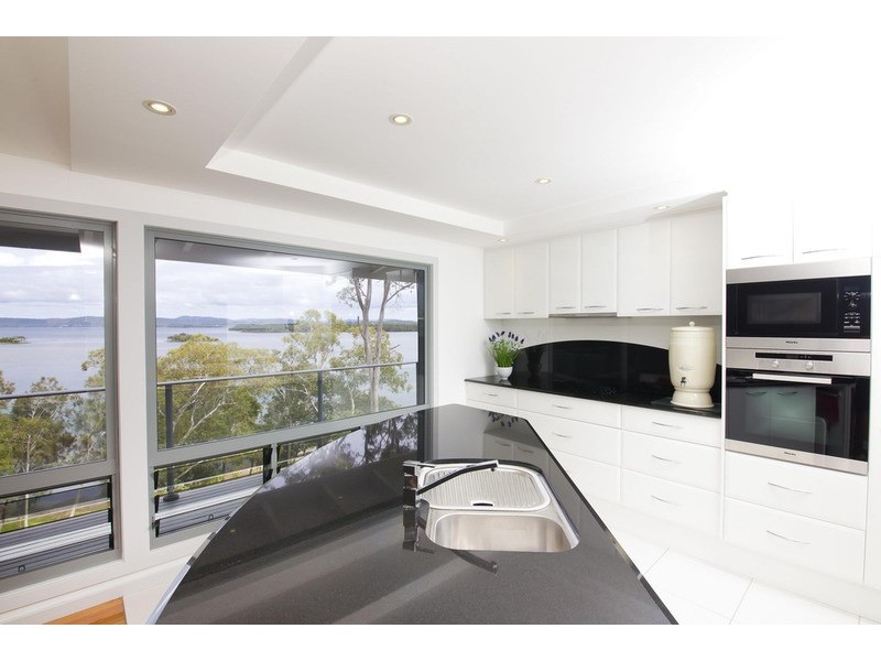 33 Green Point Drive, Green Point NSW 2428
