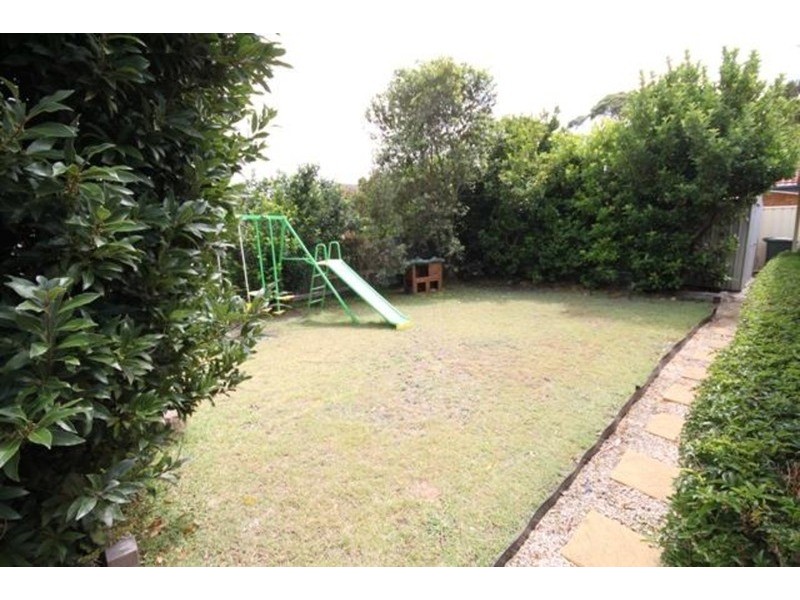 3 Royal Close, Forster NSW 2428