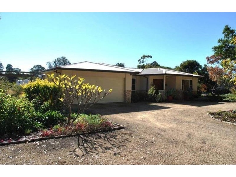 19 Chapmans Road, Tuncurry NSW 2428
