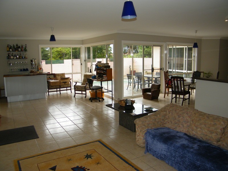 19 Chapmans Road, Tuncurry NSW 2428