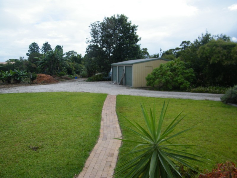 19 Chapmans Road, Tuncurry NSW 2428