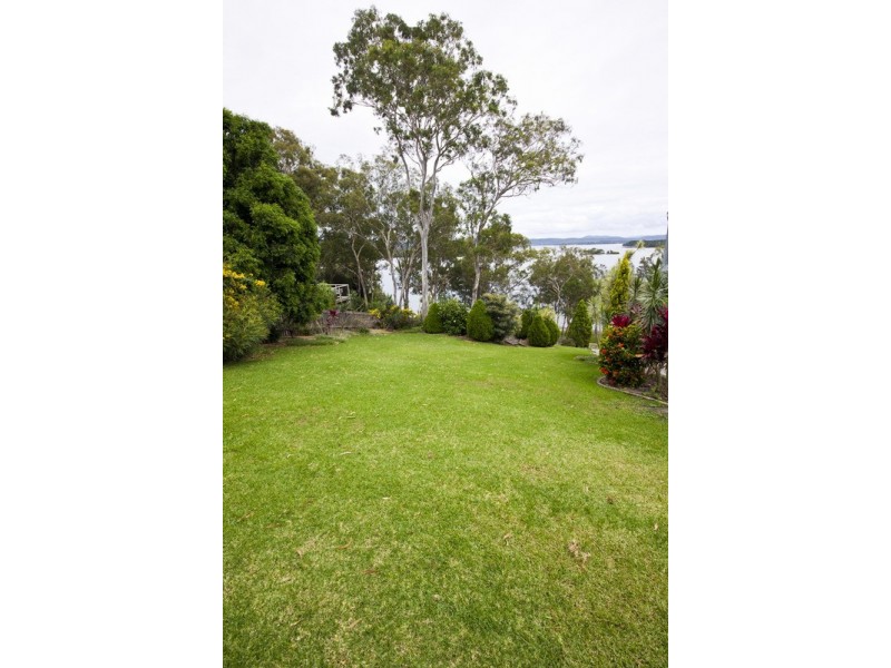 35 Green Point  Drive, Green Point NSW 2428