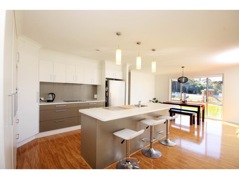 9 Wirrana Circuit, Forster NSW 2428