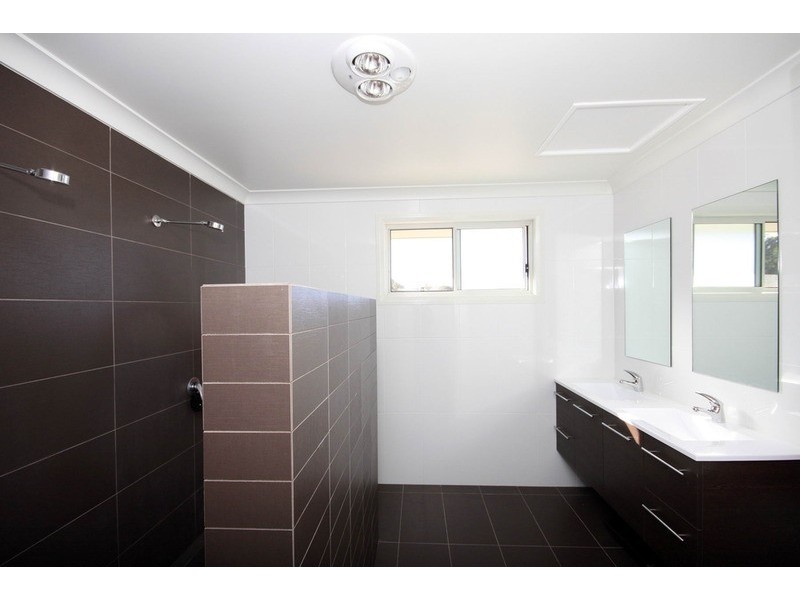 9 Wirrana Circuit, Forster NSW 2428