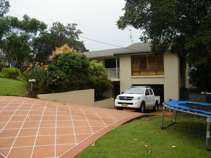 2 Bernhardt Close, Forster NSW 2428