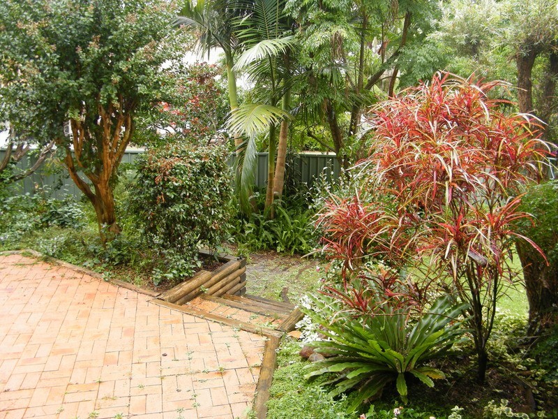 2 Bernhardt Close, Forster NSW 2428