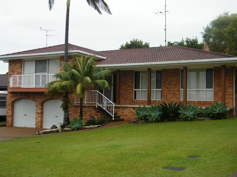 7  Mirita Place, Forster NSW 2428