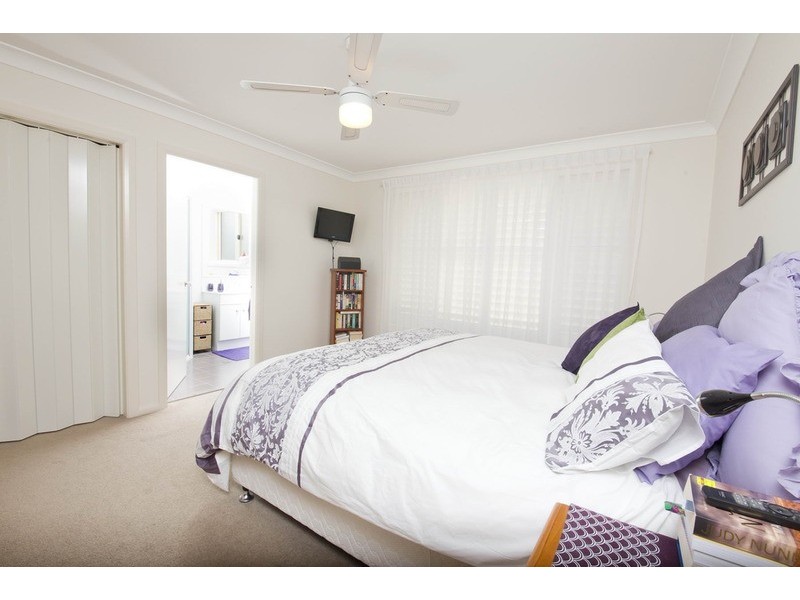 2/64 The Southern Parkway, Forster NSW 2428
