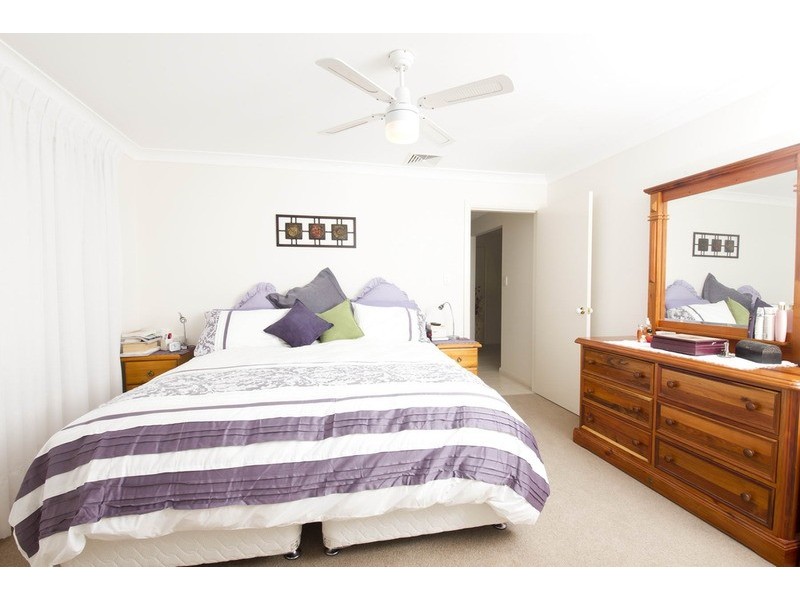 2/64 The Southern Parkway, Forster NSW 2428