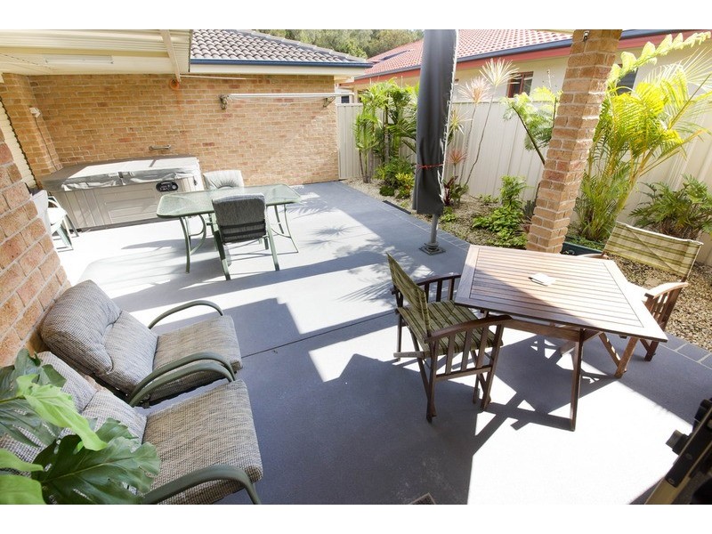 2/64 The Southern Parkway, Forster NSW 2428