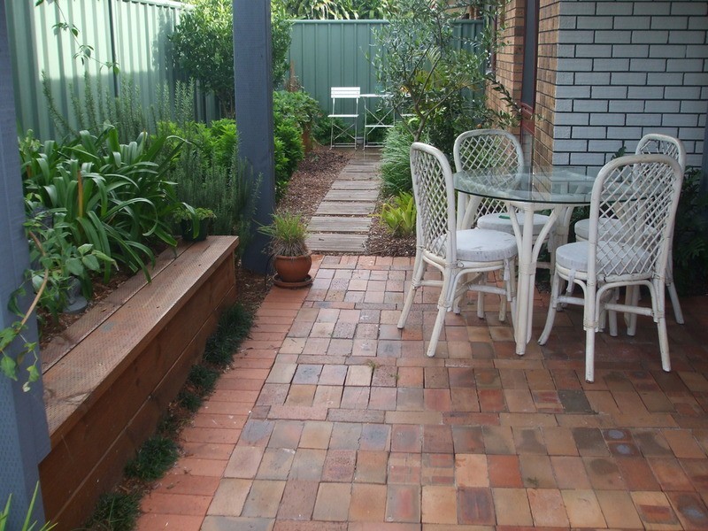 4/10 Cross  Street, Forster NSW 2428