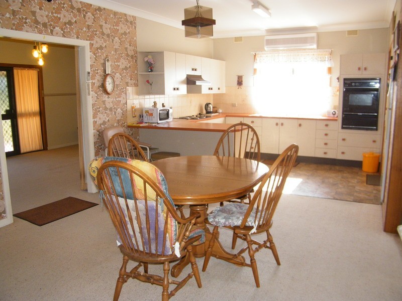 4 Elizabeth Street, Forster NSW 2428