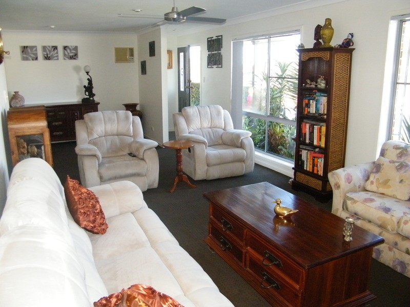 33 Carribean  Avenue, Forster NSW 2428