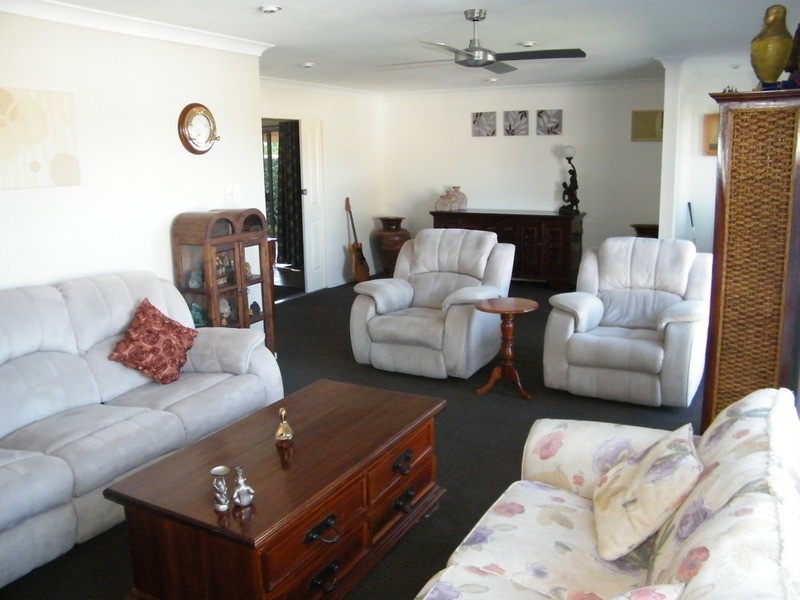 33 Carribean  Avenue, Forster NSW 2428