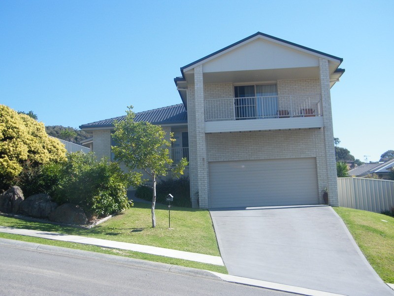 17 Manara  Crescent, Forster NSW 2428