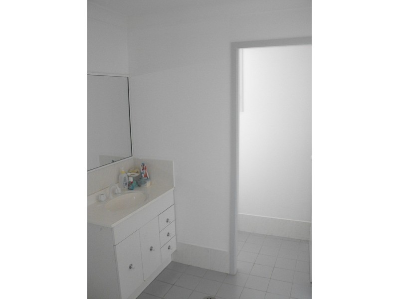 2 Ell Close, Forster NSW 2428