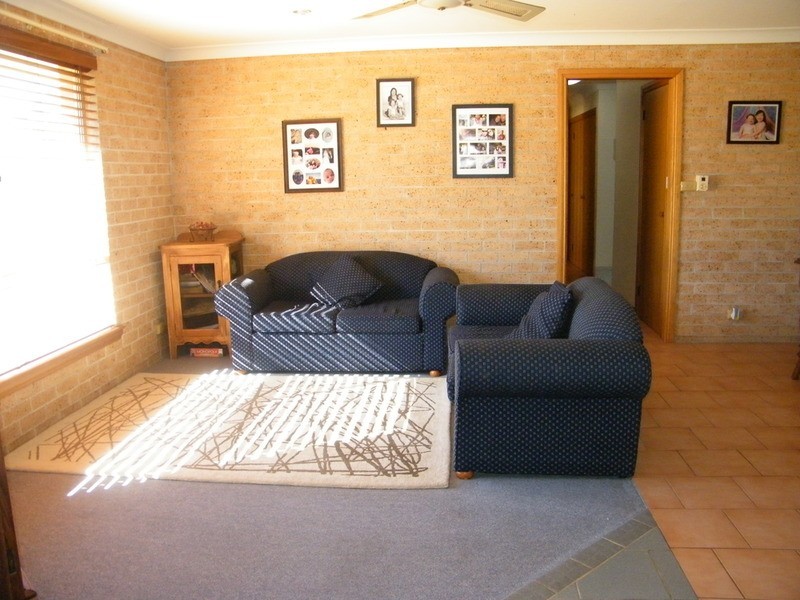 1 Bernborough Close, Tuncurry NSW 2428