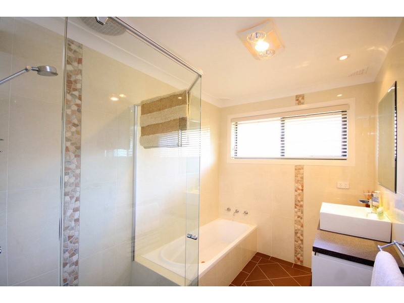 5 Gleeson Avenue, Forster NSW 2428