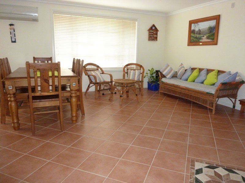 10 Divide Street, Forster NSW 2428