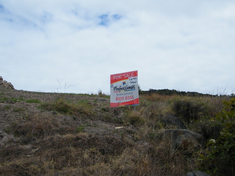 Lot/951 (15) Manara Crescent, Forster NSW 2428