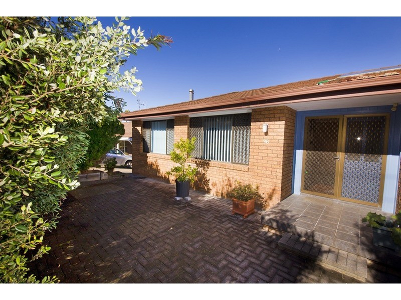 38  Sunbakers Drive, Forster NSW 2428