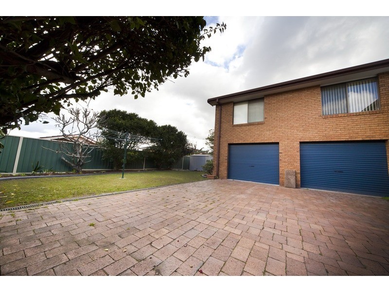 38  Sunbakers Drive, Forster NSW 2428