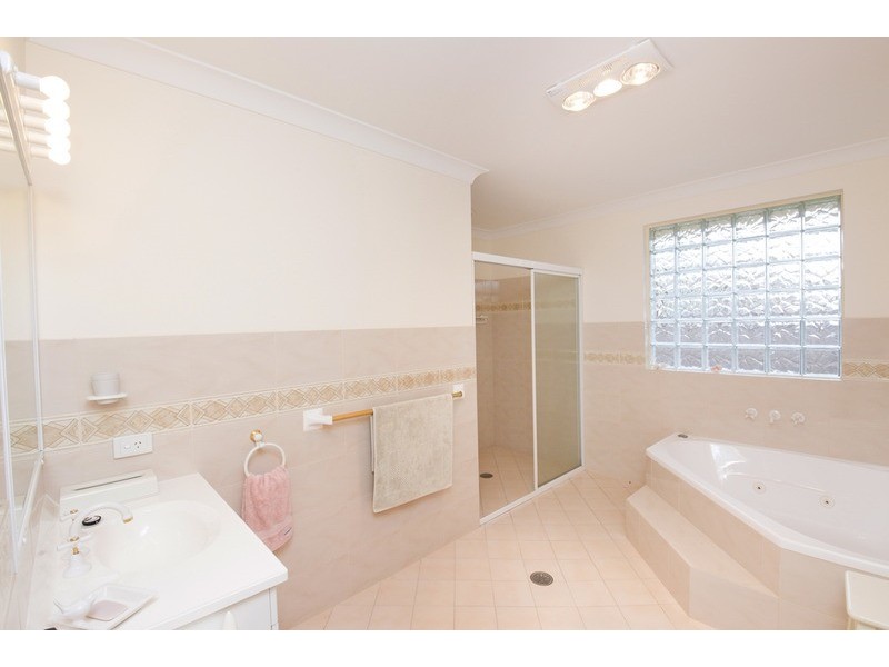 5 Amanda Crescent, Forster NSW 2428